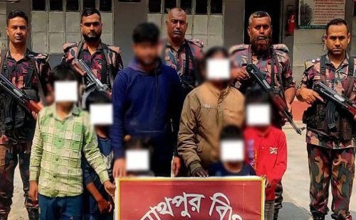 ঝিনাইদহের সীমান্ত থেকে ৭ ভারতীয় সহ আটক ১১, বিপুল পরিমাণ মাদক জব্দ